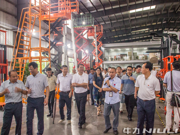 江門市政協常委會調研組親臨牛力機械參觀考察 江門市政協常委會調研組親臨牛力機械參觀考察